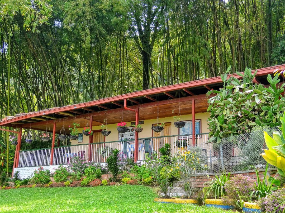 Finca Turistica Los Rosales Pereira Exteriör bild