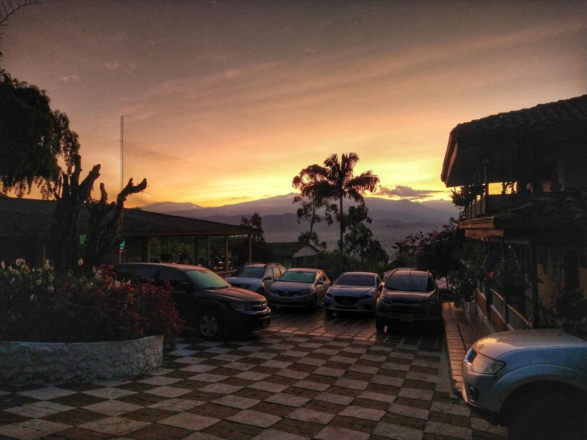Finca Turistica Los Rosales Pereira Exteriör bild